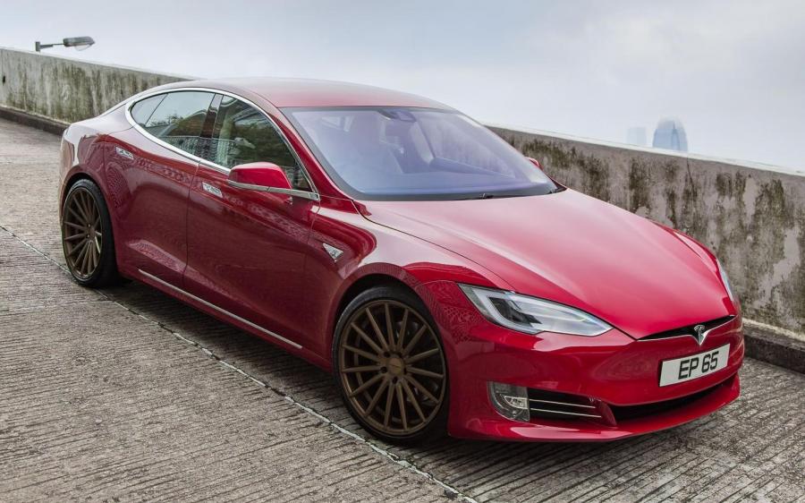 Tesla Model S 90D on Vossen Wheels (VFS-2) (UK) '2018